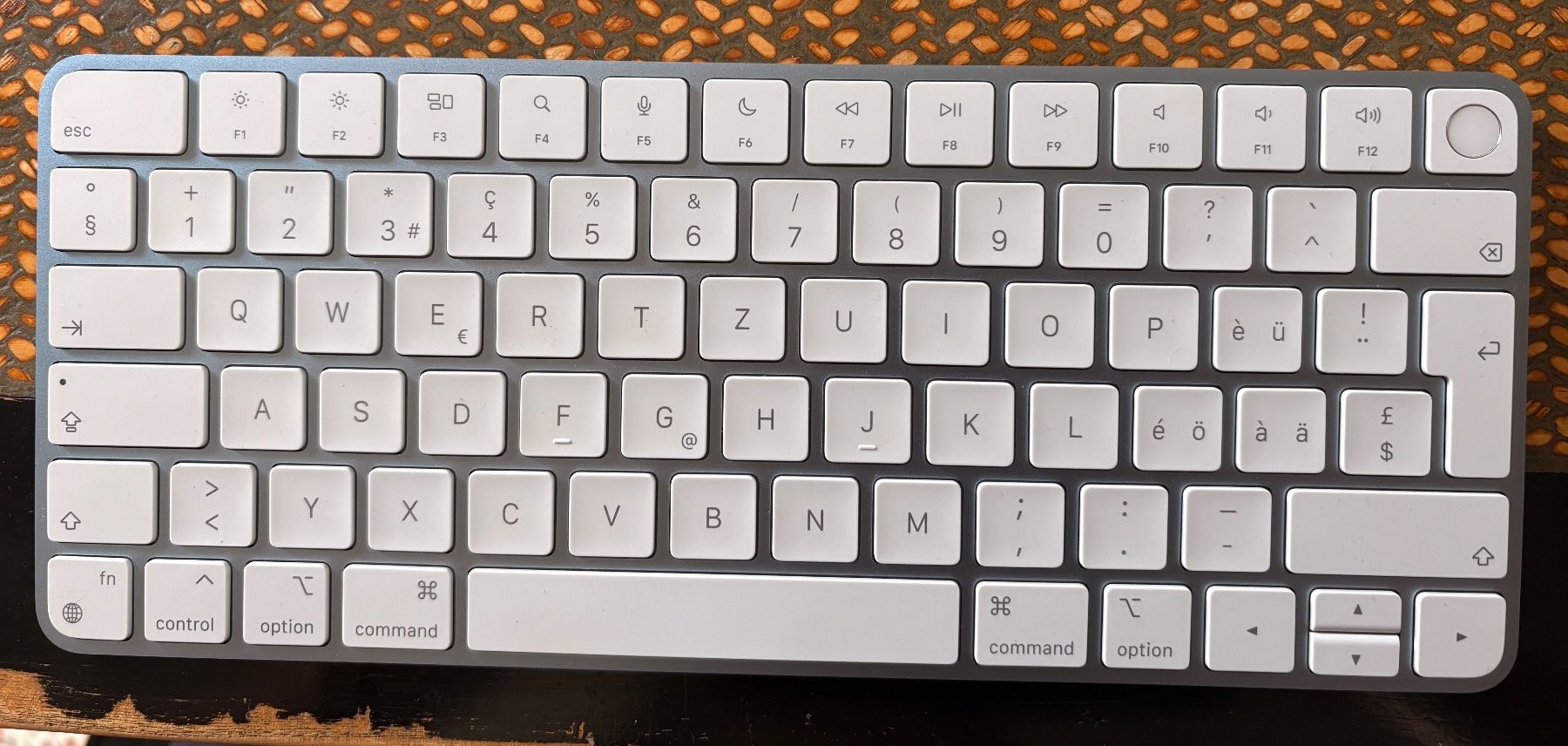 Apple Claviers: Apple Touche clavier USB-C Mini neuf – Neuf (Voir description) à Savigny par ske_y6dh