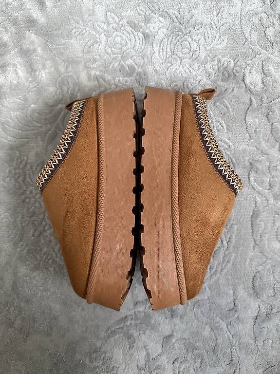 Graceland Scarpe da donna: Winter slippers – Nuovo (secondo la descrizione) da Grenchen venduto da Wolfine 4