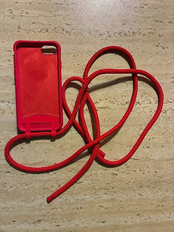 Cover & Protezioni schermo: Coque iPhone SE2, SE3, 7, 8 + cordon + pop grip – Nuovo (secondo la descrizione) da Goumoens-la-Ville venduto da brandonv 1