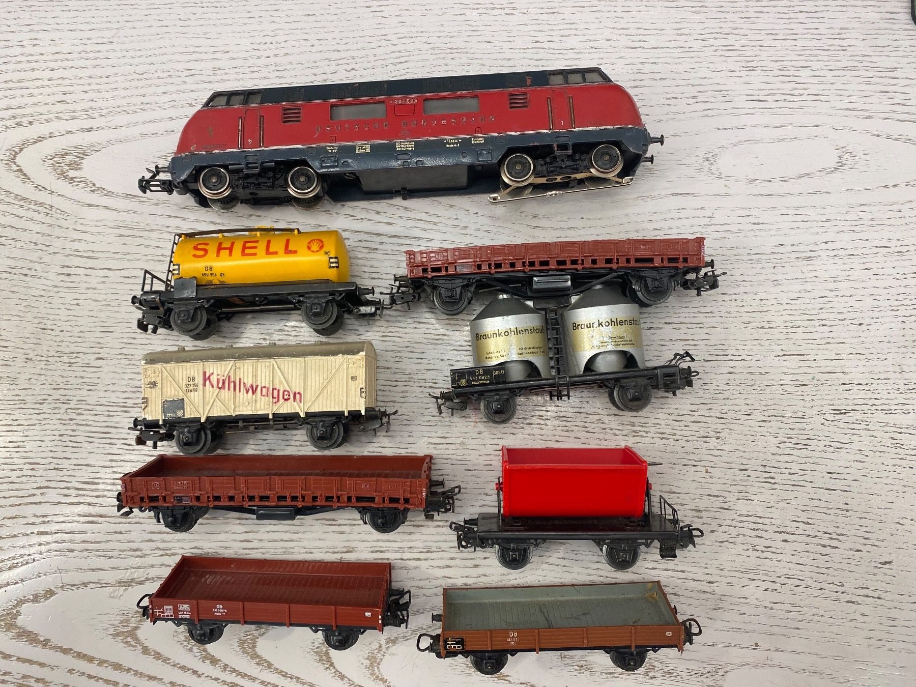 Märklin Modellini di ferrovie: Märklin 3021 DB V200 Güterzug – Usato da Lupsingen venduto da New-Haven 1