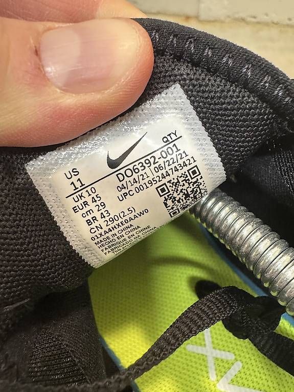 Nike Scarpe da uomo: Nike Air Max 270 NEU! – Nuovo e nell'imballaggio originale da St. Gallen venduto da Maverik_HunterX 3