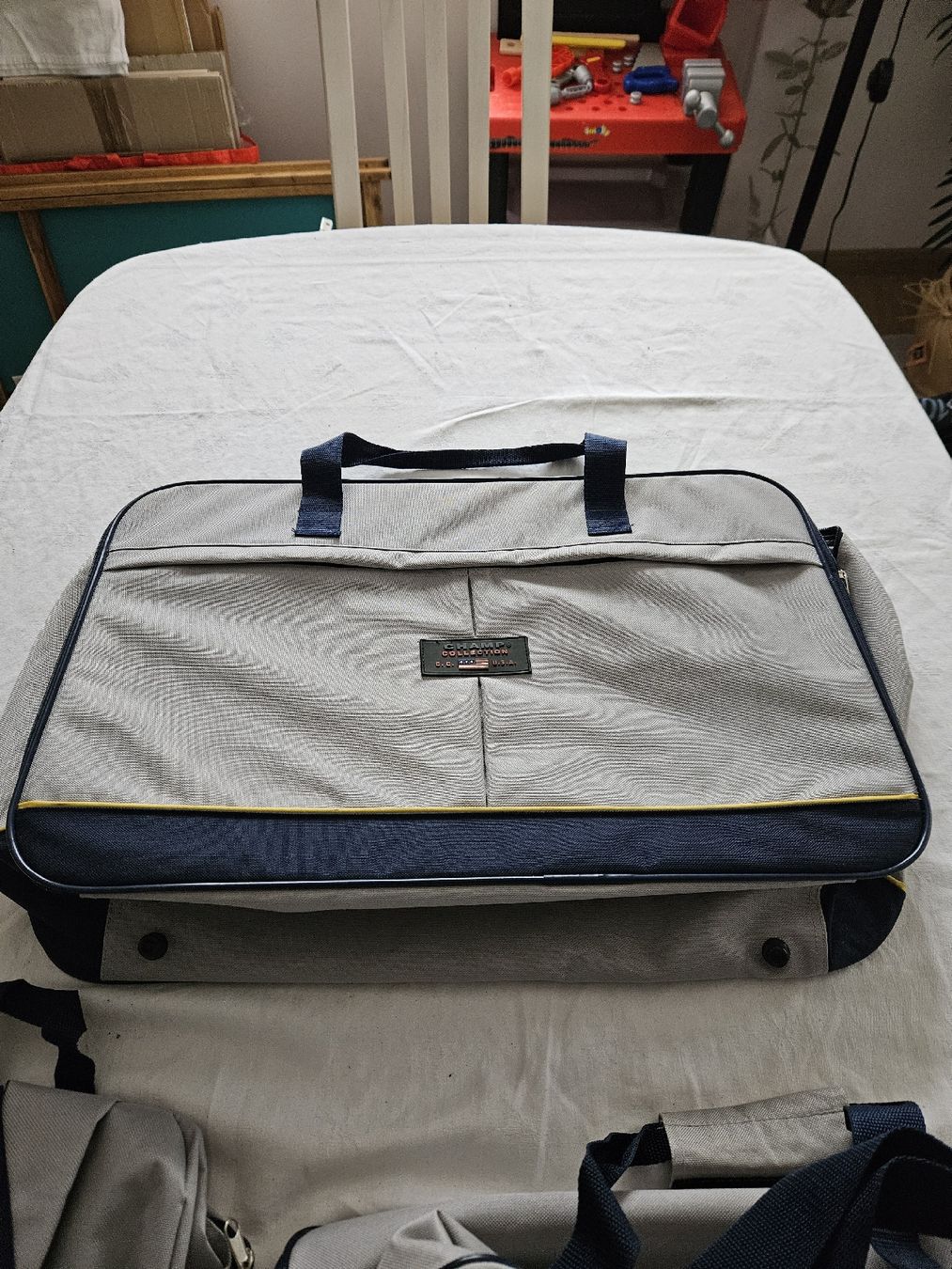 Borse: 3er-Set Reisetaschen hellgrau/blau – Usato da Wädenswil venduto da Jsi.Z01 5