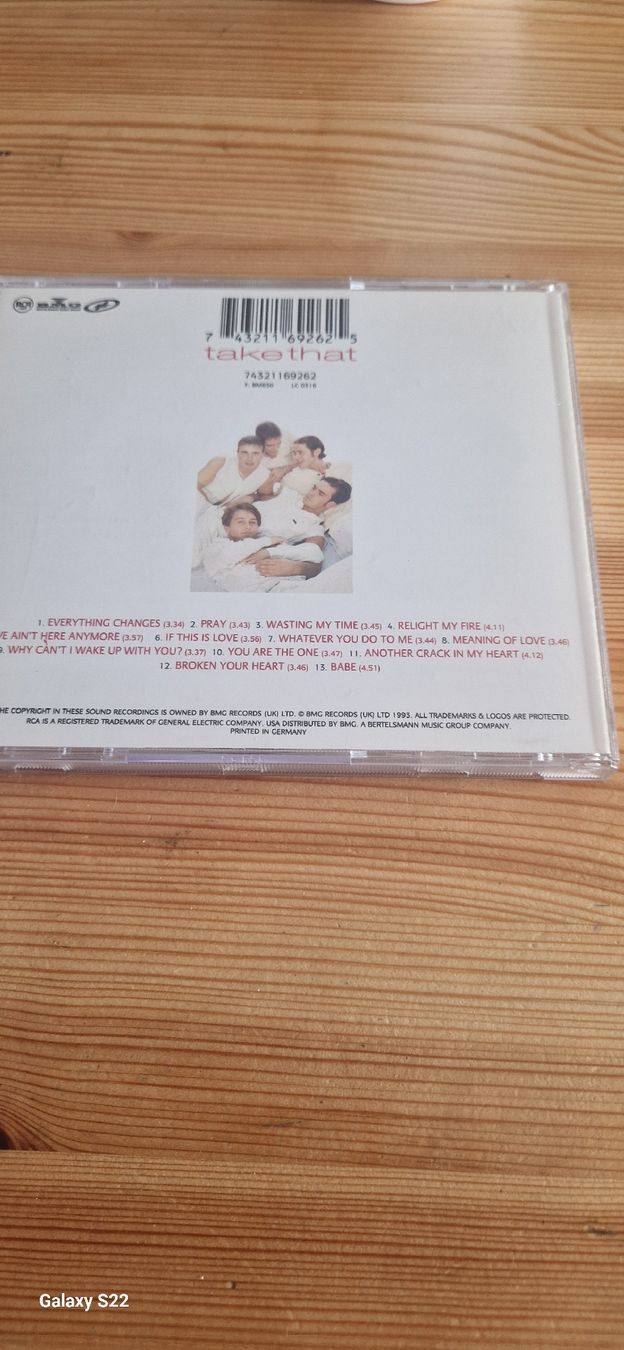 CDs: CD Take That Everything Changes – D'occasion à Yvonand par CD-KINGDOM 2