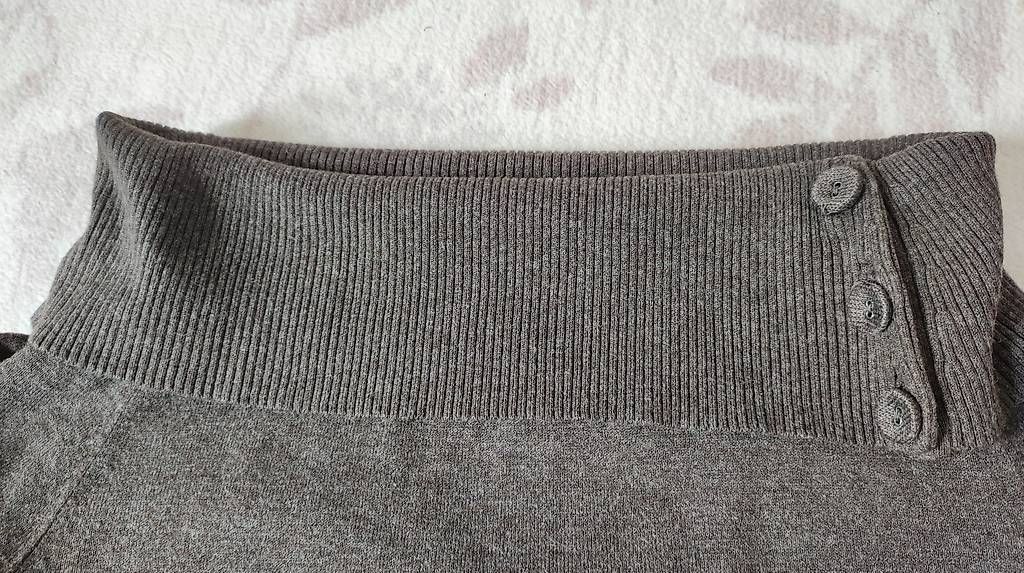 Esprit Pullover & Sweatshirts: Elegantes Langarmtshirt / dünner Pulli - Esprit - Grösse XS – Gebraucht aus Sempach Station von Szizi 3