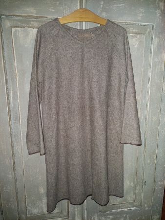 Annehouse . Einzelstück beige ca. L