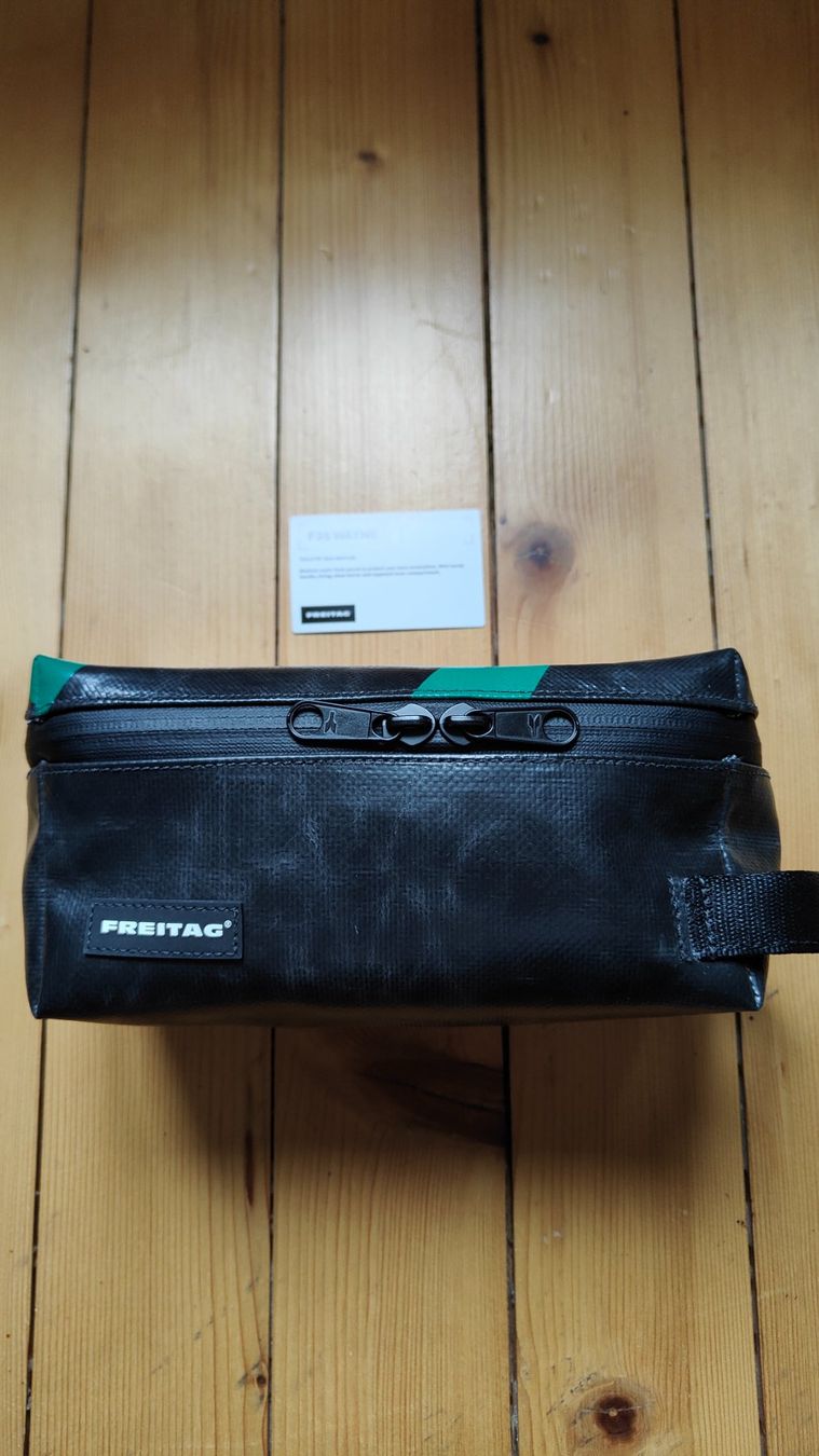 Freitag Custodie per cosmetici: Freitag-Necessaire Wayne F36 – Nuovo (secondo la descrizione) da Winterthur venduto da 1rainbow54 1