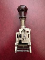 Ancien tampon numéroteur mécanique vintage