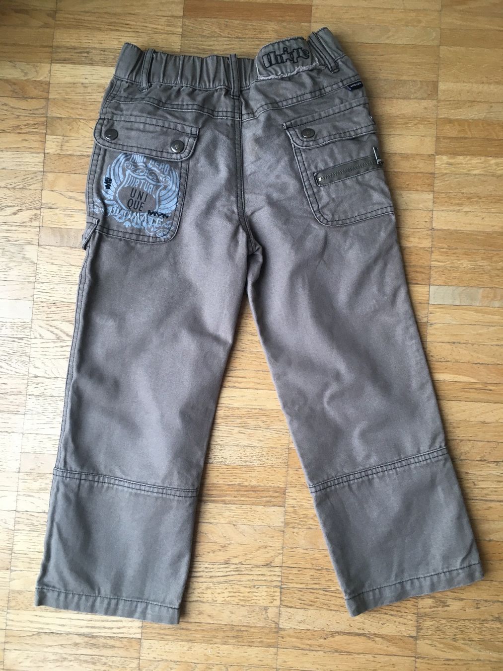 Pantaloni: Grau Jeans Junge, Gr 122 – Usato da Zürich venduto da VorlonShadow 1