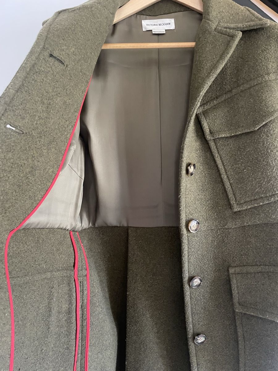 Victoria Beckham Cappotti: Victoria Beckham khaki wool coat – Usato da Yverdon-les-Bains venduto da pen_bbz8 7