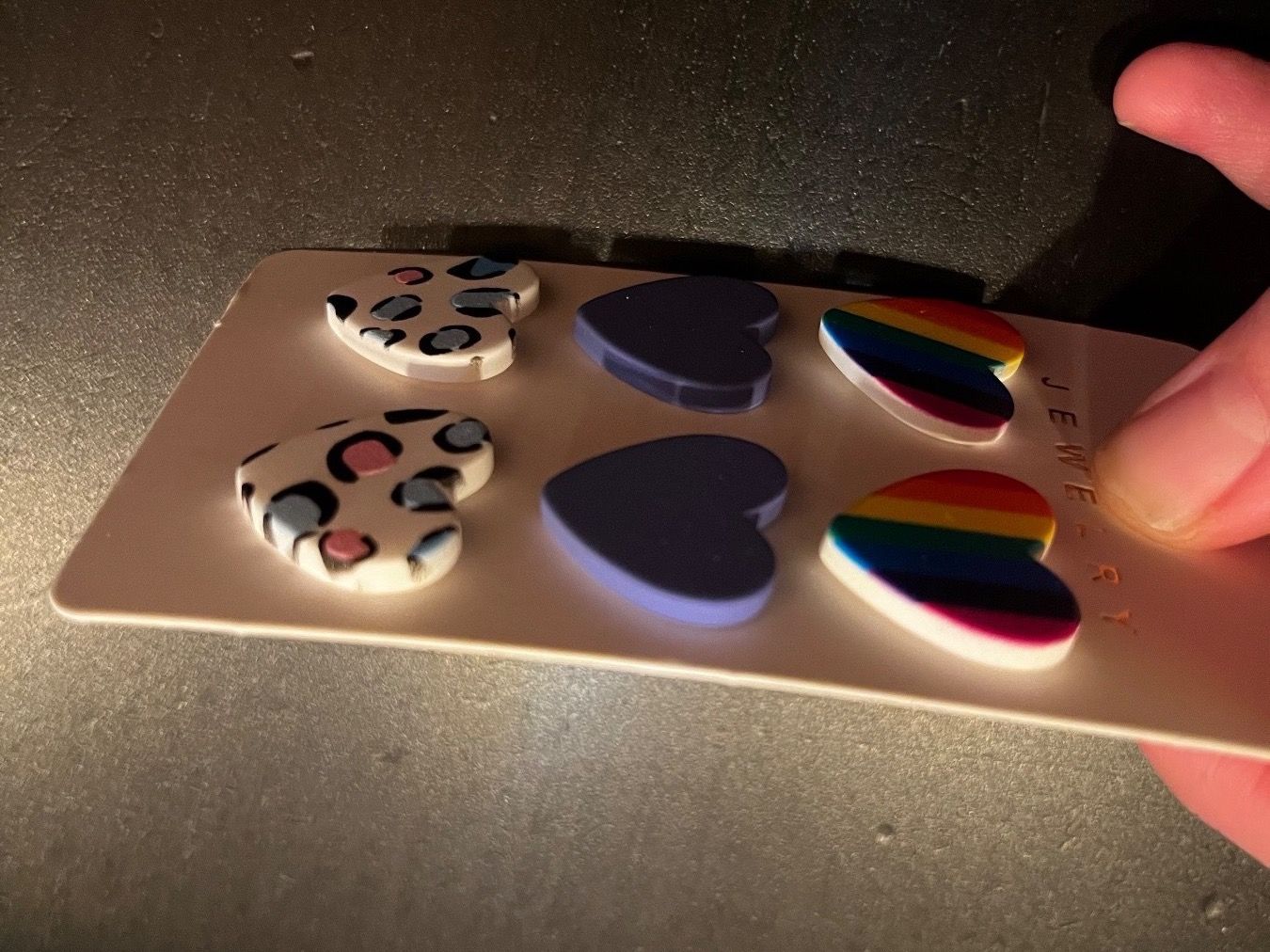 Orecchini pendenti & Orecchini a lobo: Ohrstecker Herzen (Regenbogen), Set – Nuovo (secondo la descrizione) da Gams venduto da Mariawicca 2