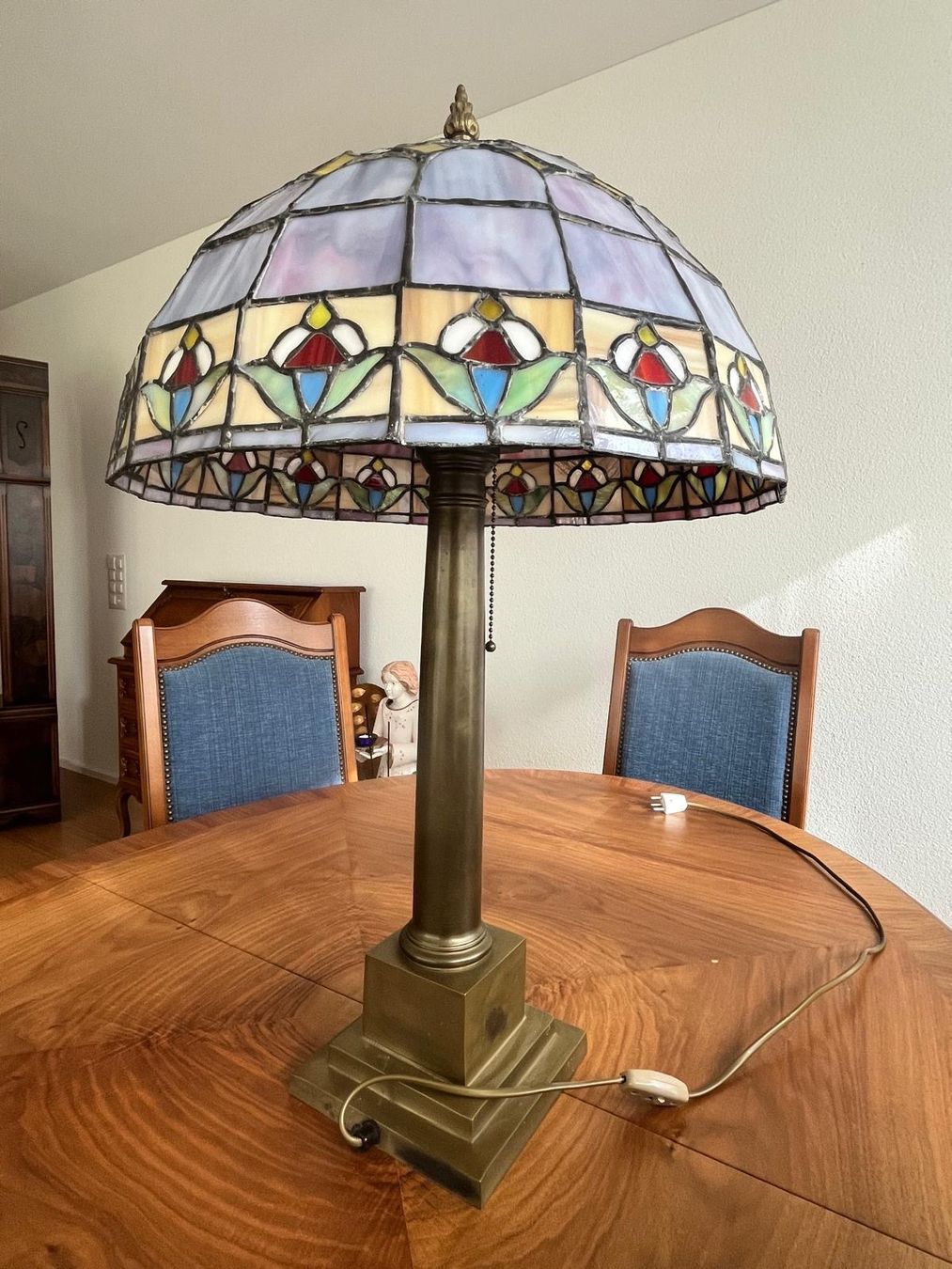 Lampade: Wunderschöne Tiffany-Stil Tischlampe – Usato da Klingnau venduto da Umweltklinik 4