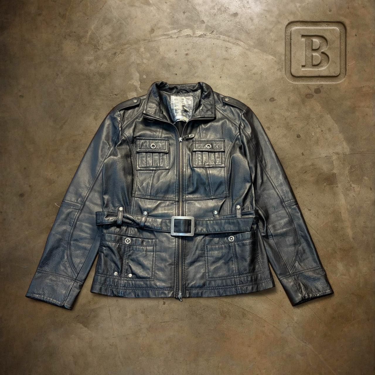 Giacche: Jacke Echte Leder mit Gürtel – Usato da Capolago venduto da LA.BOTTEGA