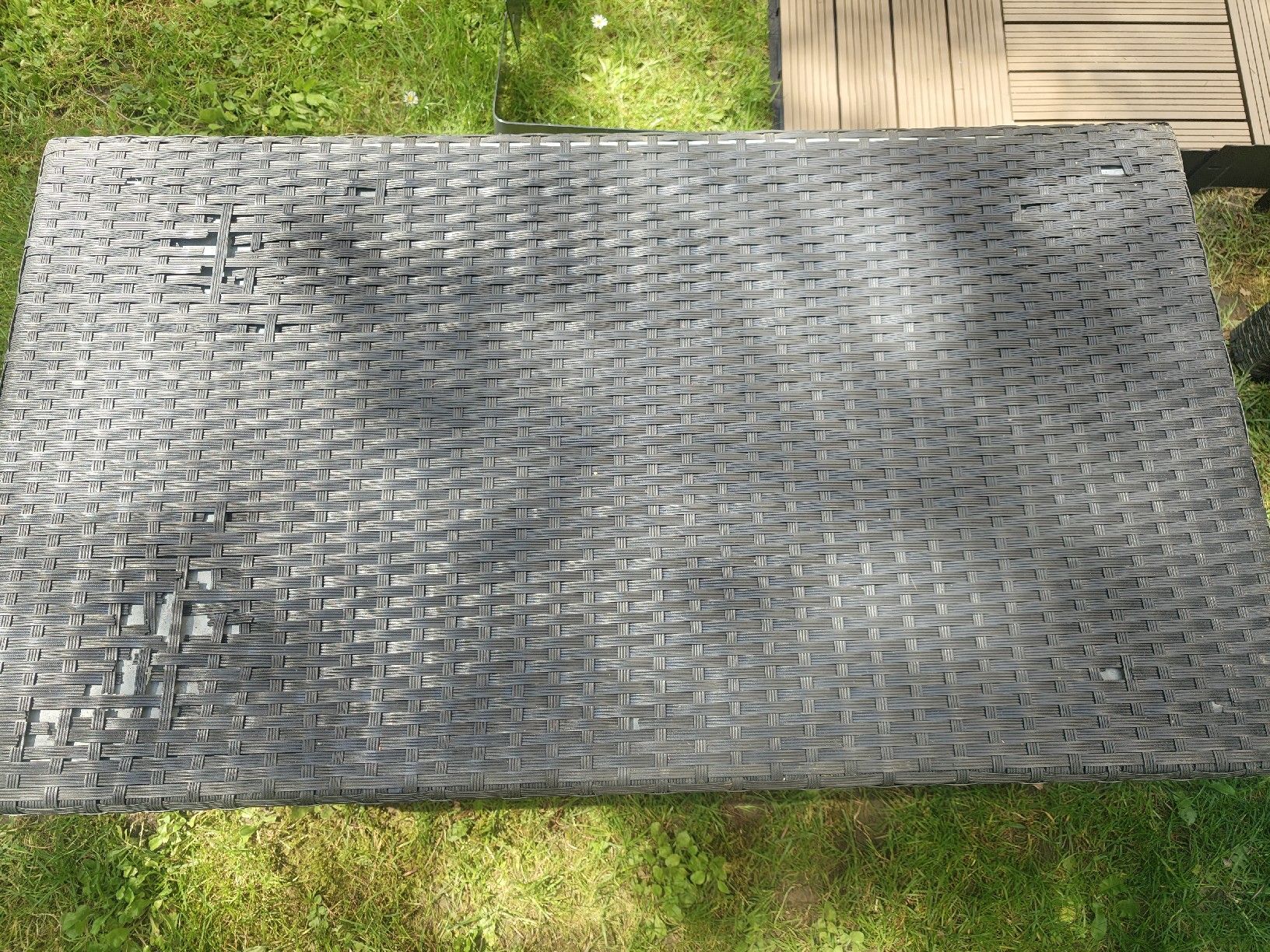 Set di tavolo e panche: Gartenlounge Set, Polyrattan, Tisch mit Glasplatte – Usato da St. Gallen venduto da Eliane_Erni 3