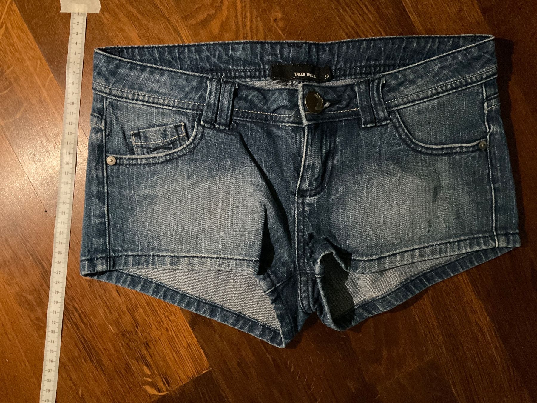 Tally Weijl Jeans: kurze Hose – Gebraucht aus Dübendorf von an_nk8z 3
