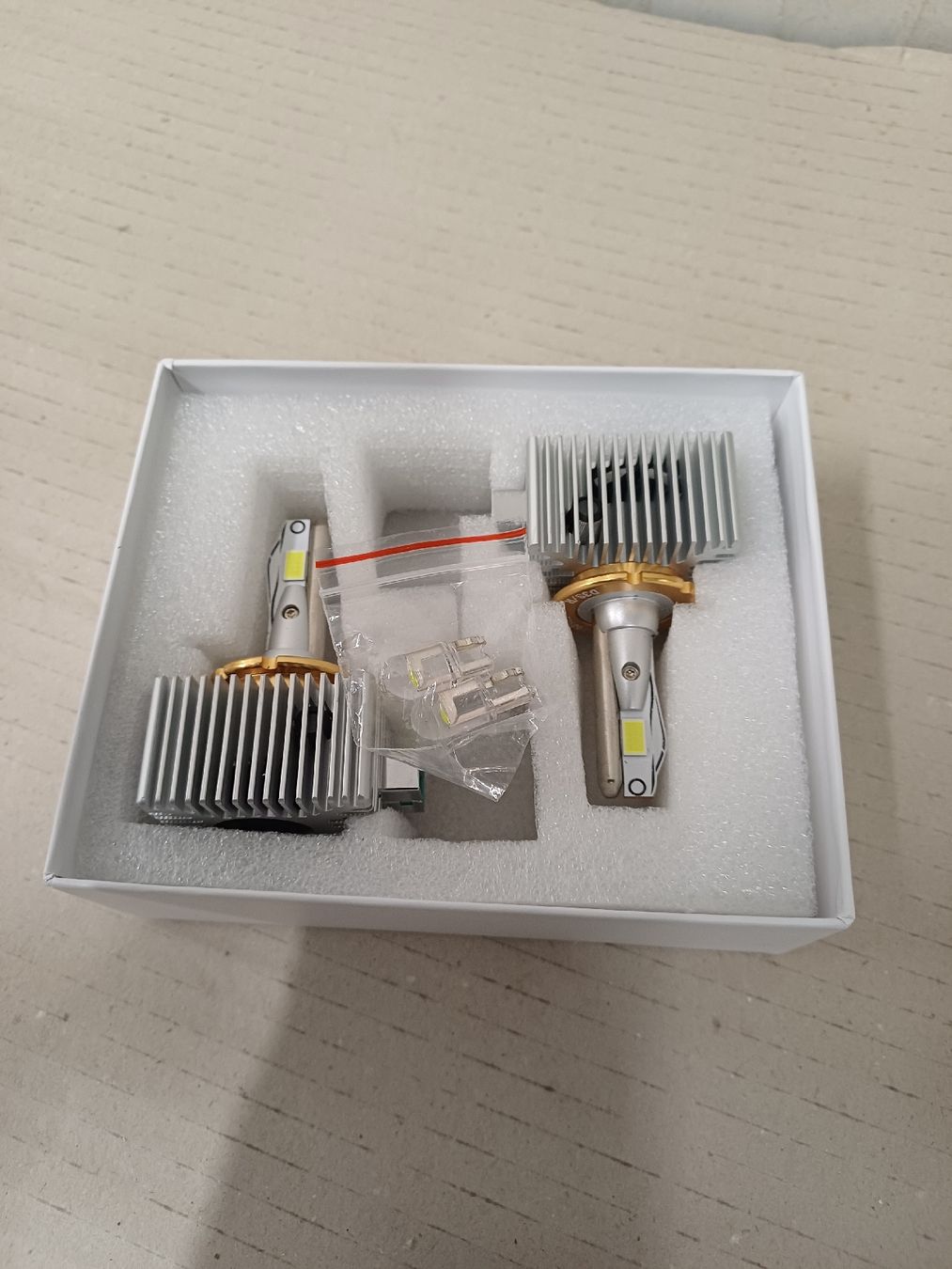 Phares: d3s led neu 6500k – Neuf avec emballage d'origine à Oensingen par smi_s5cm 1