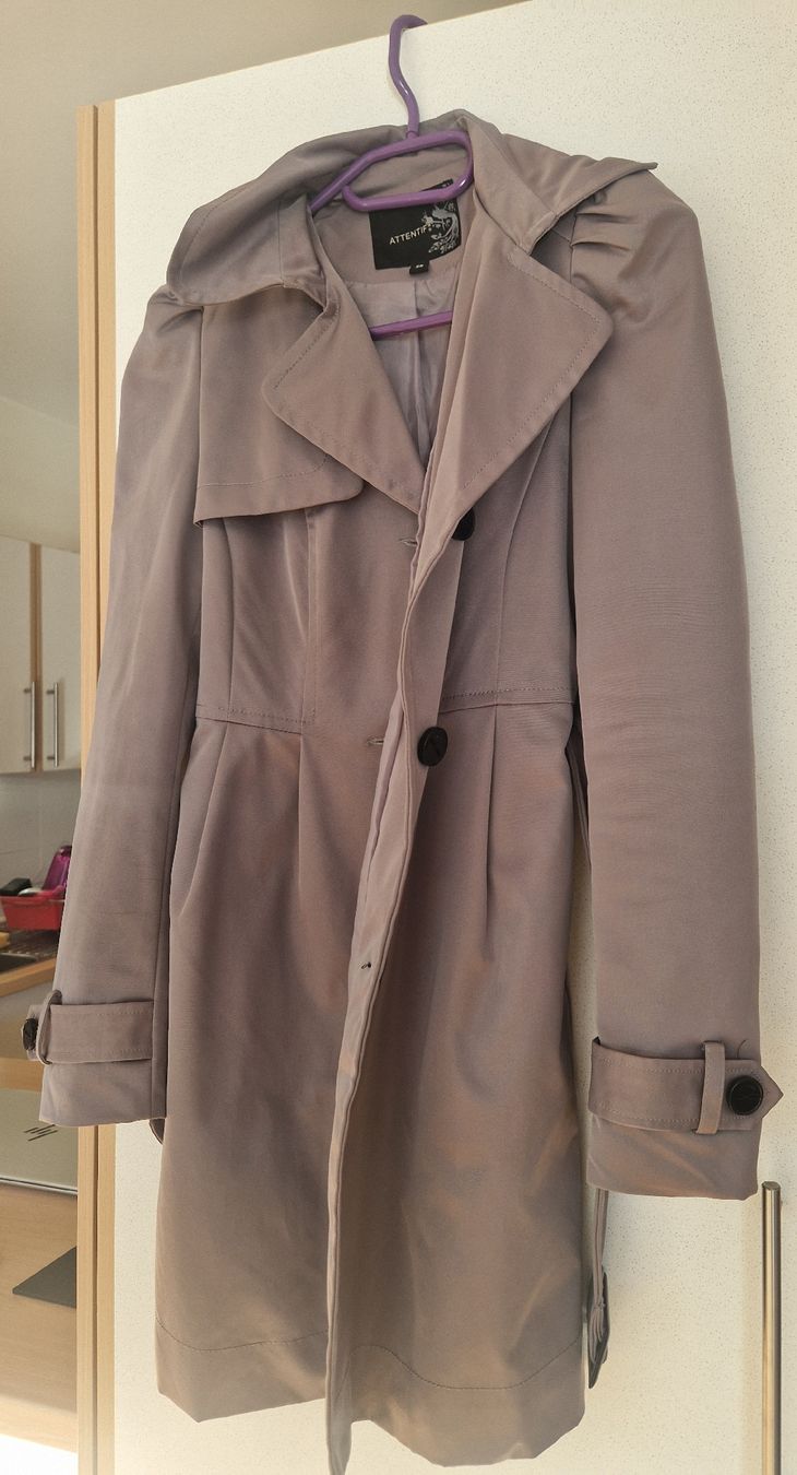 Cappotti: Manteau trench coat gris taille 36/38 – Nuovo (secondo la descrizione) da Versoix venduto da aline_b 1