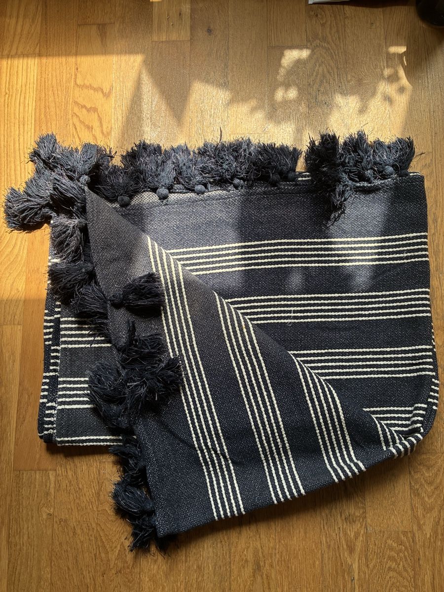 Coperte: Decke mit Fransen dunkelblau weiss gestreift – Usato da Steinmaur venduto da jul_6lwt 1