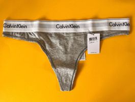 String, CALVIN KLEIN, Grösse XL, 1 Stück in Grau