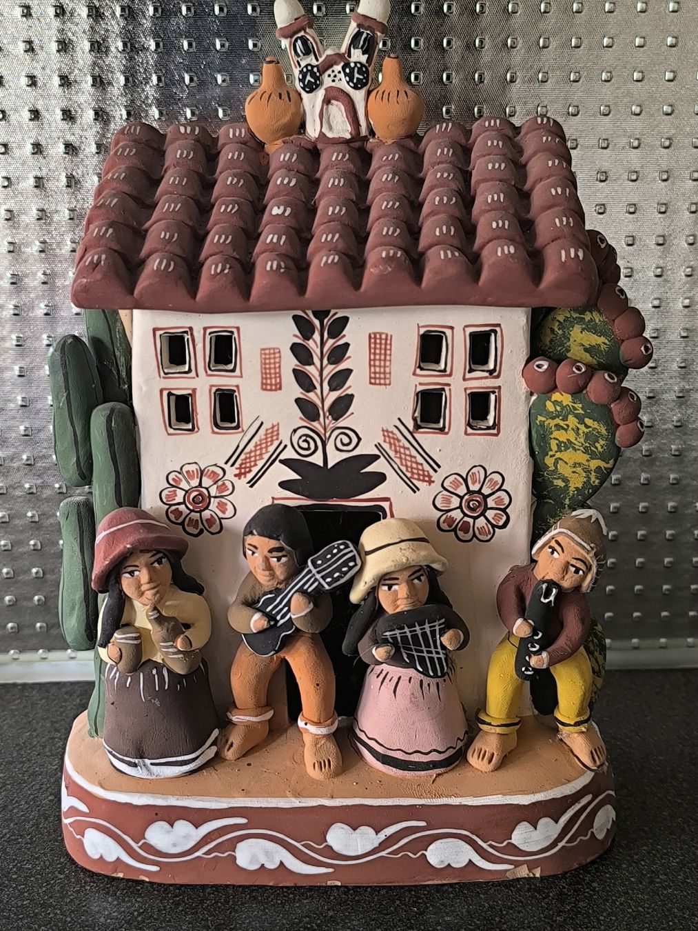 Alle Dekorationen: Grosses Tonhaus,Deko Südamerika,Peru? – Gebraucht aus Schaffhausen von gab_v5qf 2