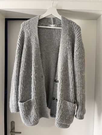 Strickjacke von Zara