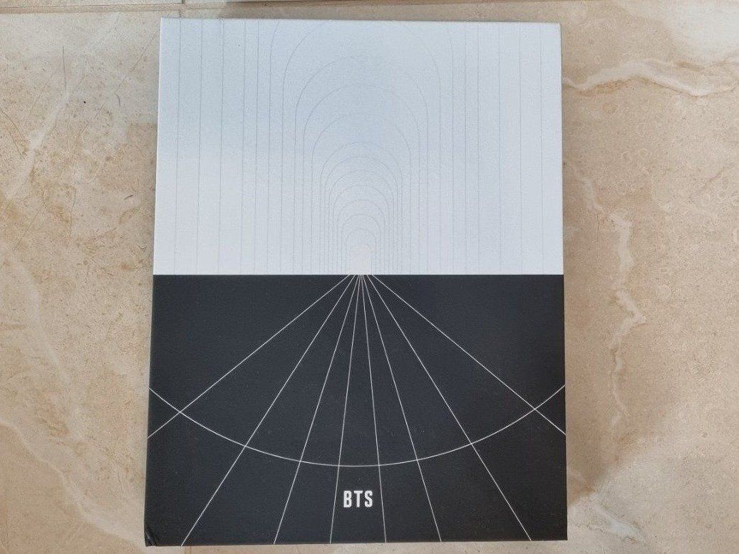 Libri: BTS Photobook ON:E – Nuovo (secondo la descrizione) da Treycovagnes venduto da crapusagi99