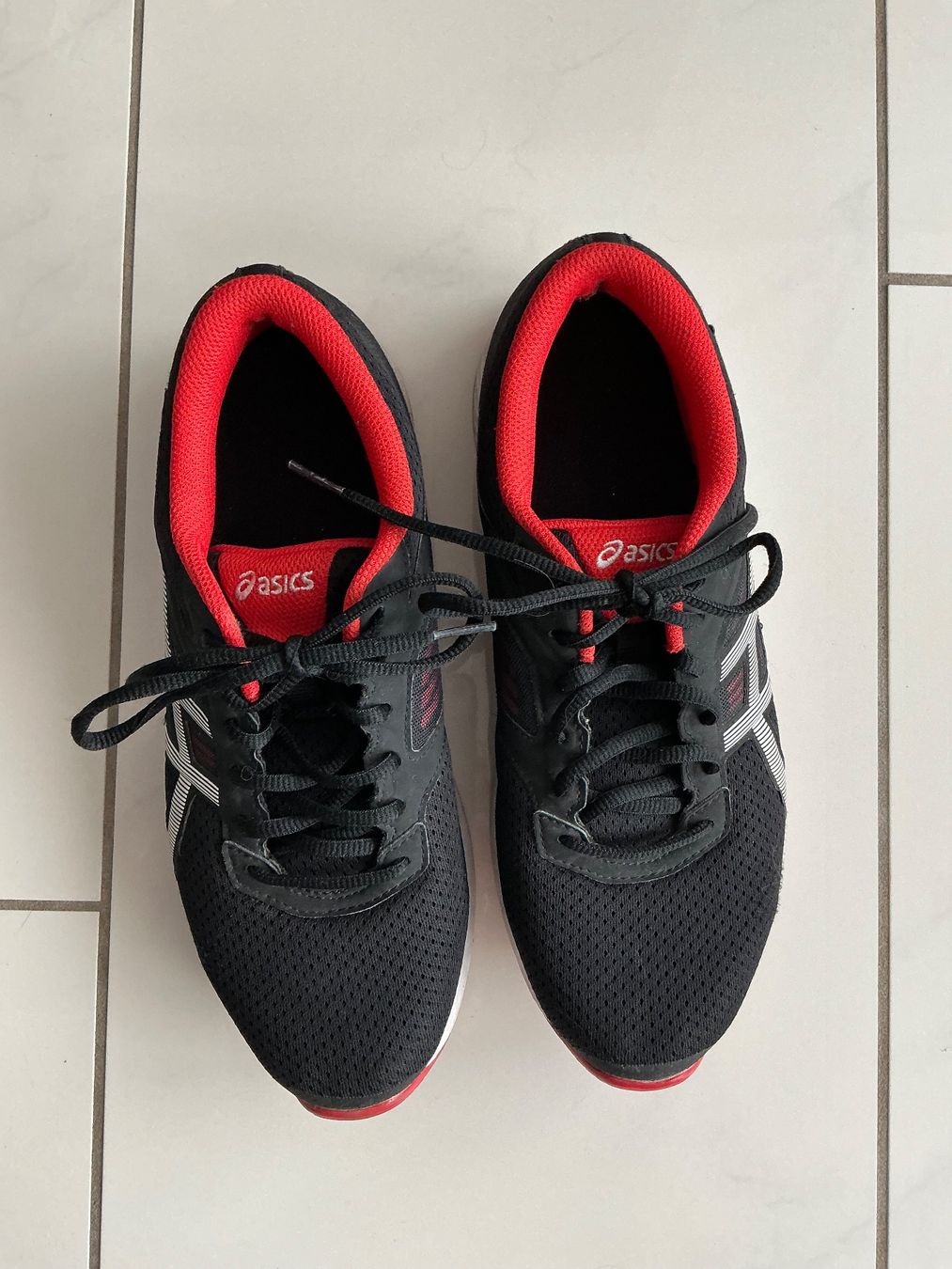 Asics Scarpe da uomo: Asics Sportschuhe Gr.42,5 – Usato da Biel-Benken BL venduto da Sahra1 4
