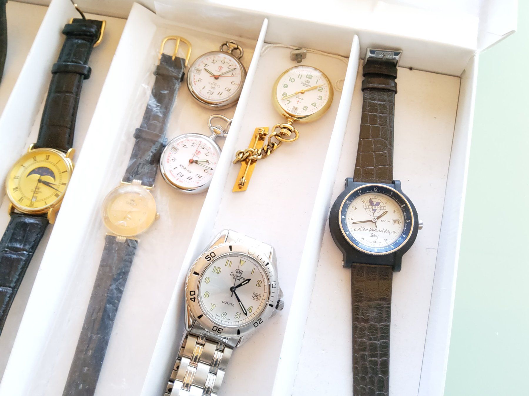 Uhren: Lot de montres  – Defekt aus Malleray von Broc-Mo 2