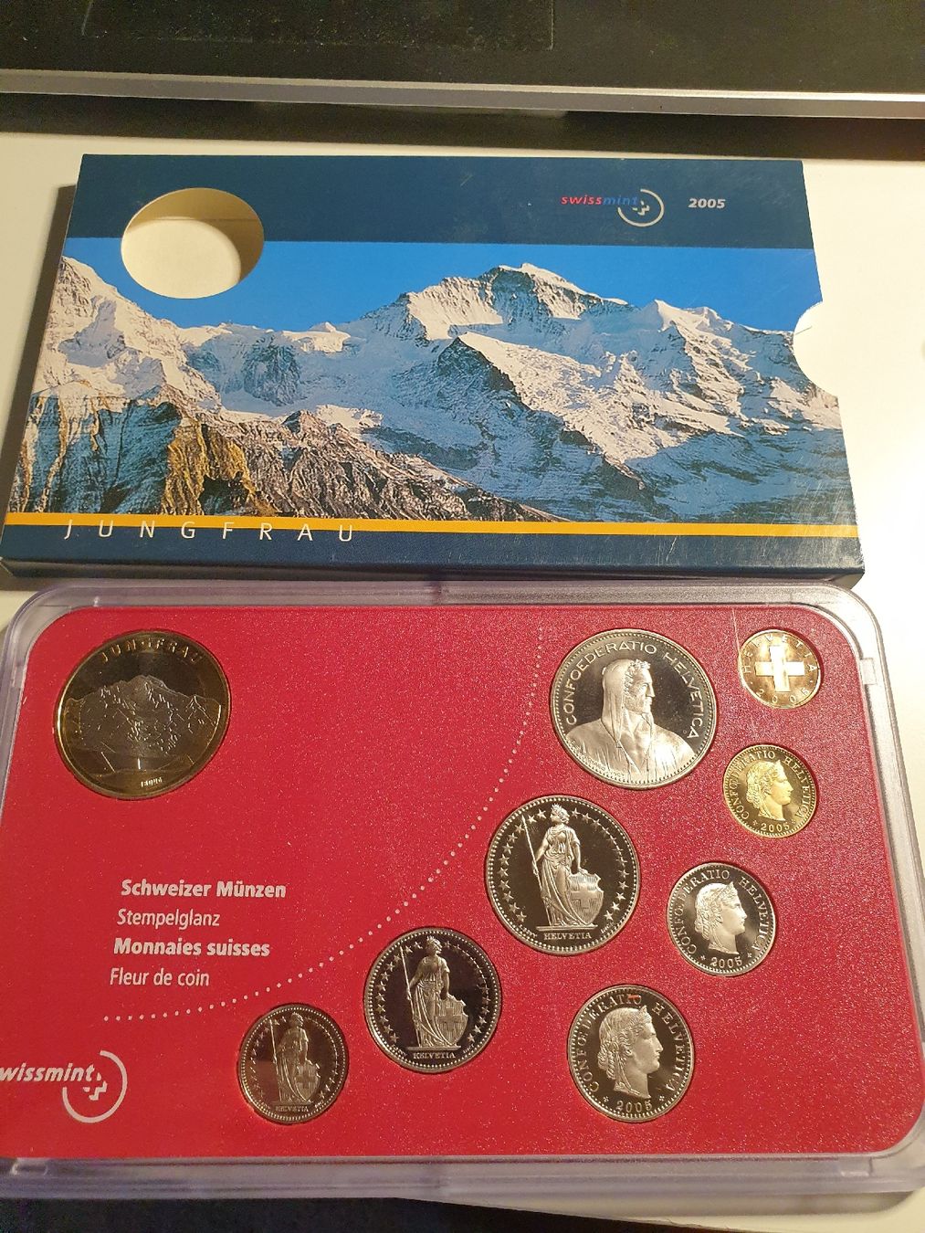 Tutti le monete: Münzsatz Jungfrau 2005 – Nuovo (secondo la descrizione) da Würenlos venduto da calimero095 2