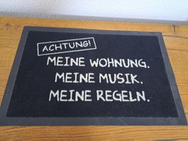 Türmatte, schwarz, meine Wohnung meine Musik meine Regeln