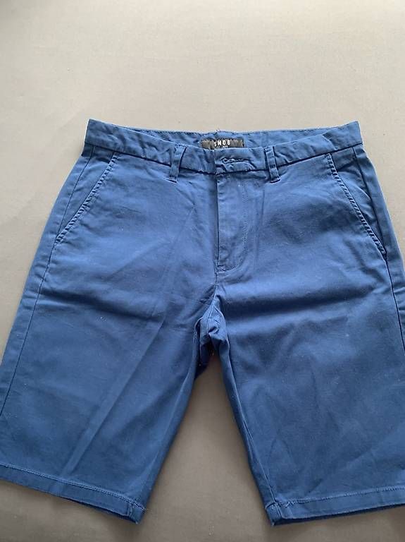 Pantaloni: Short – Usato da Lausanne venduto da eri_wtq8