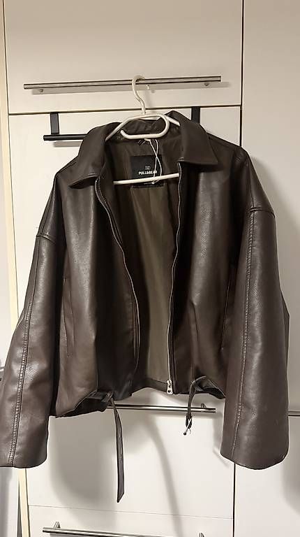 Giacche: Lederjacke Braun Pull&Bear, Gr. L – Usato da Bern venduto da sshueli