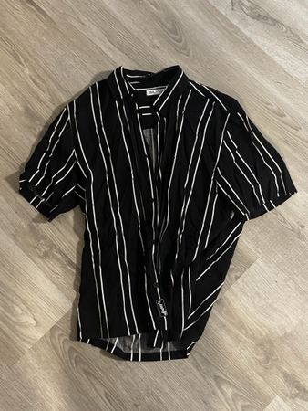 Zara Hemd, Grösse M, Schwarz/Weiss gestreift