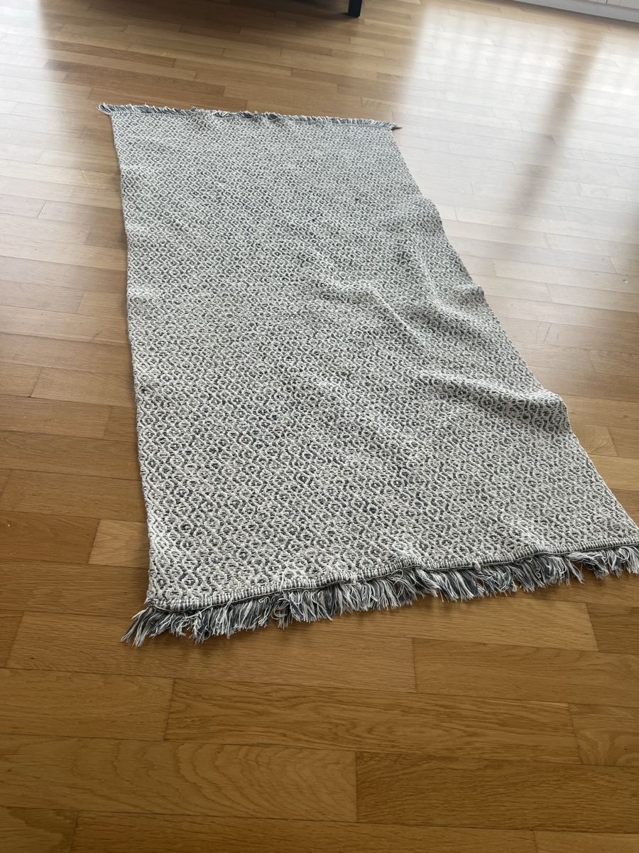 Tappeti: grey diamond patterned rug – Usato da Bern venduto da ann_2zcp