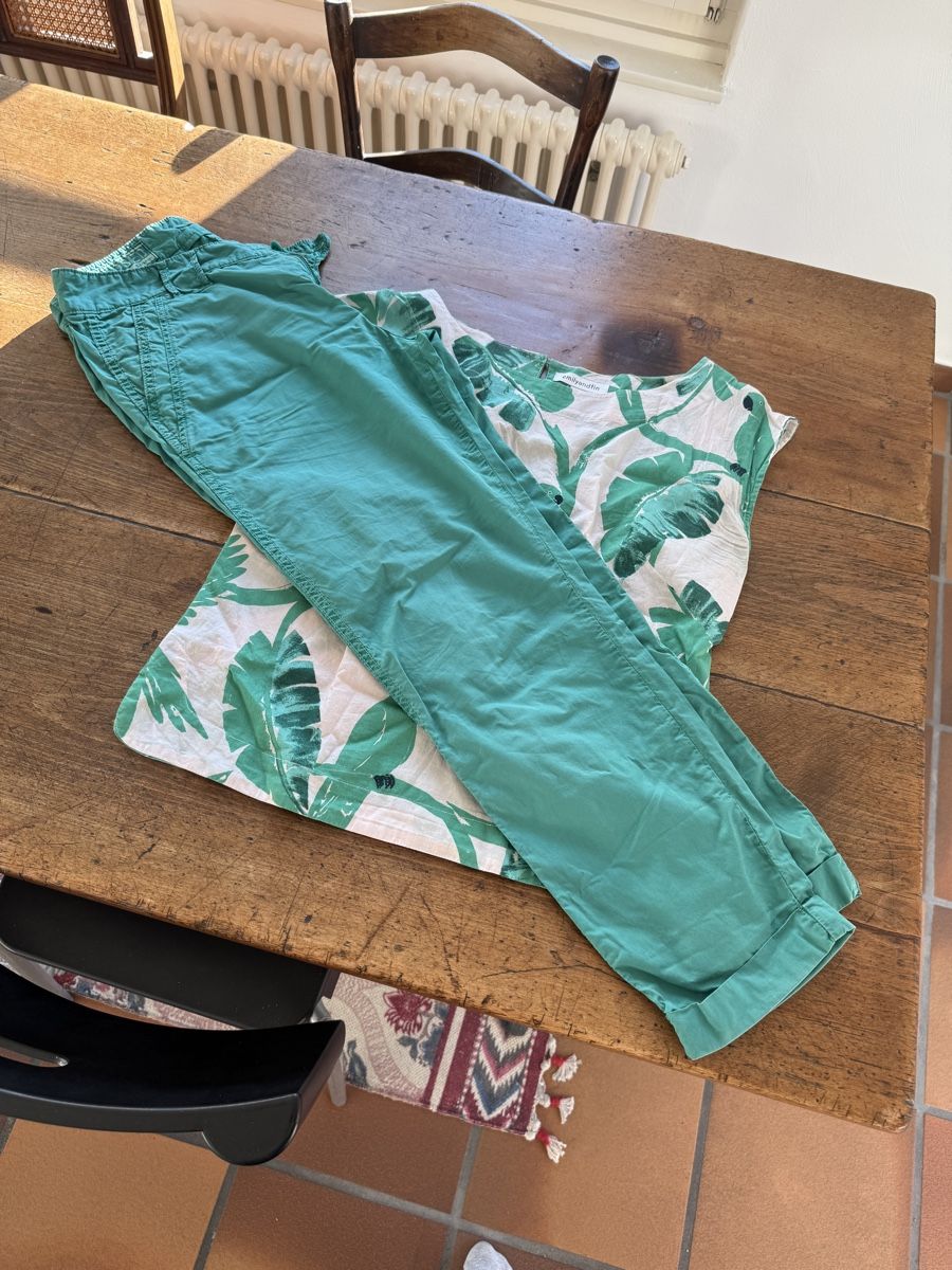Lotti di vestiti: Bluse Emily and Fin S und Sommerhose  – Usato da Schaffhausen venduto da Minzli380 1