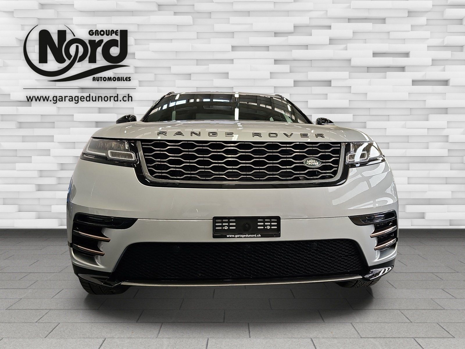 Land Rover Automobili: LAND ROVER Range Rover Velar 2.0 D R-Dynamic – Usato da Conthey venduto da garagedunord 3