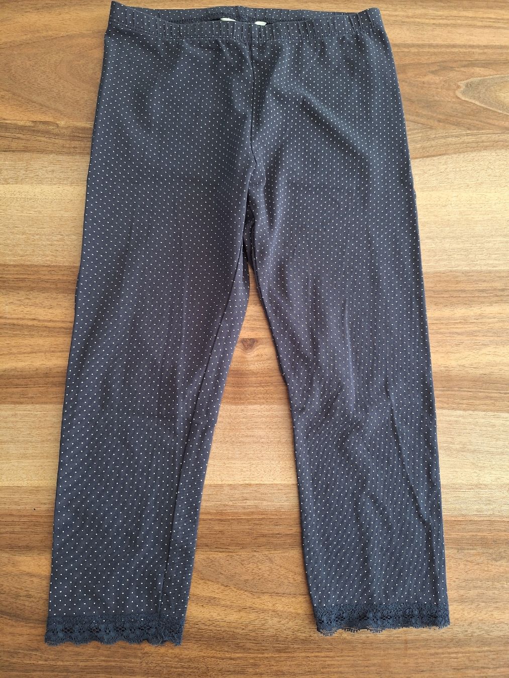 Lotti & Set di vestiti: Kleiderpaket 08 (3 Leggins, 2x 3/4) – Usato da Affeltrangen venduto da Salz-Pfeffer 3