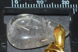 Anhänger L-2852 – Golden Rutil 23X14mm