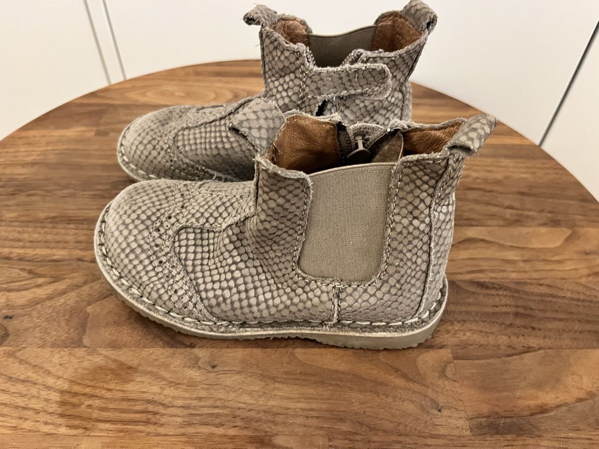 Bisgaard Schuhe für Mädchen: Bisgaard Stiefeletten Leder beige Gr. 27 – Gebraucht aus Zürich von LemonadeZH 1