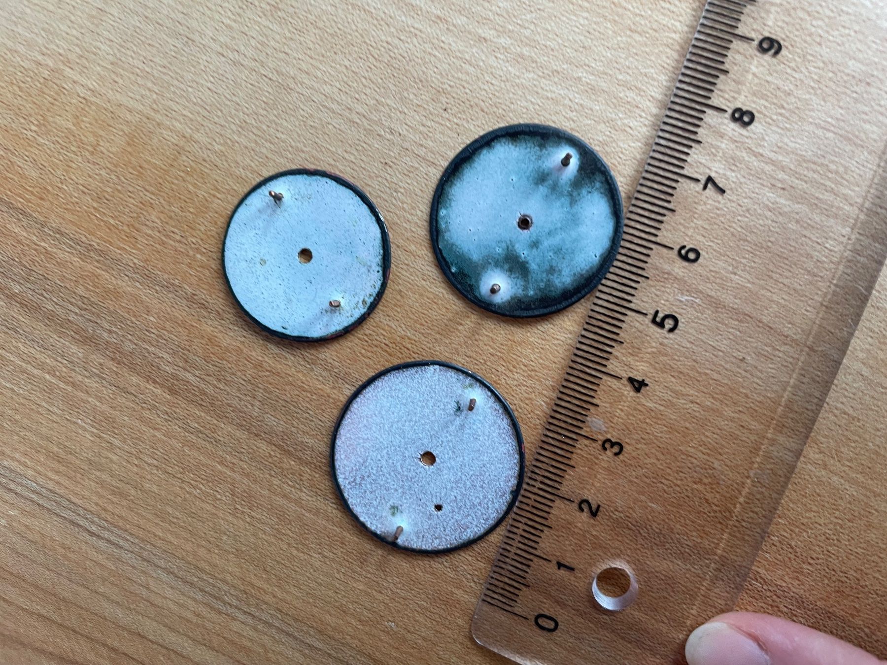 Orologi: 3 Uhrenzifferblätter, Emaille – Usato da Köniz venduto da kupu-kupu 1