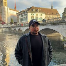 Profile image of adrianmendezz