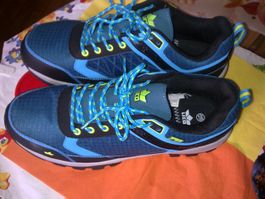 Jogging-Schuhe oder zum Wandern - Nie benutzt für Herren