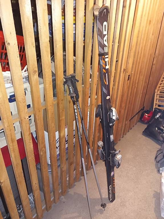 Head Sci: Head Ski mit Stöcke (163cm) – Usato da Arbon venduto da Bieridiot