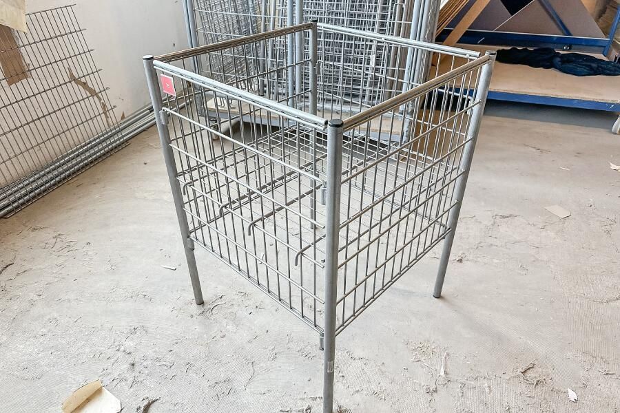 Autres articles pour la maison: 8 Gitter Warenkörbe – D'occasion à Altdorf UR par kaa_dr2x 4