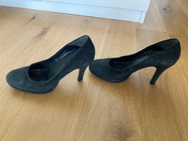 Schwarze Wildleder Pumps von Varese, Gr. 36