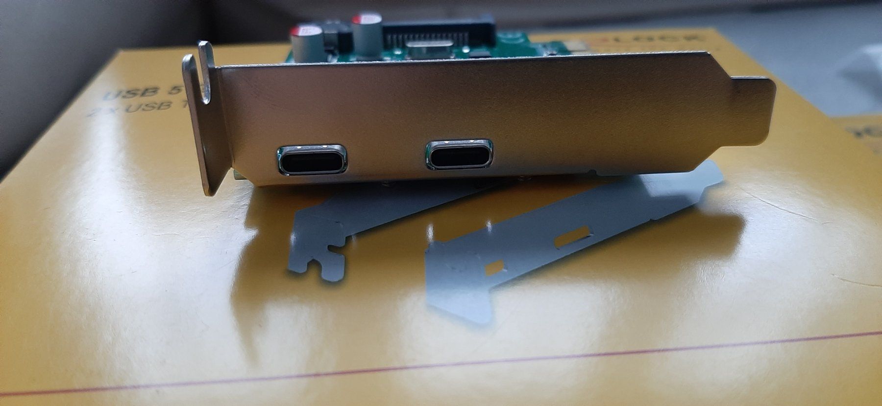 Laufwerke & Adapter: 2x USB-C PCI-Express-Karte Delock – Gebraucht aus Magden von SelHas 3