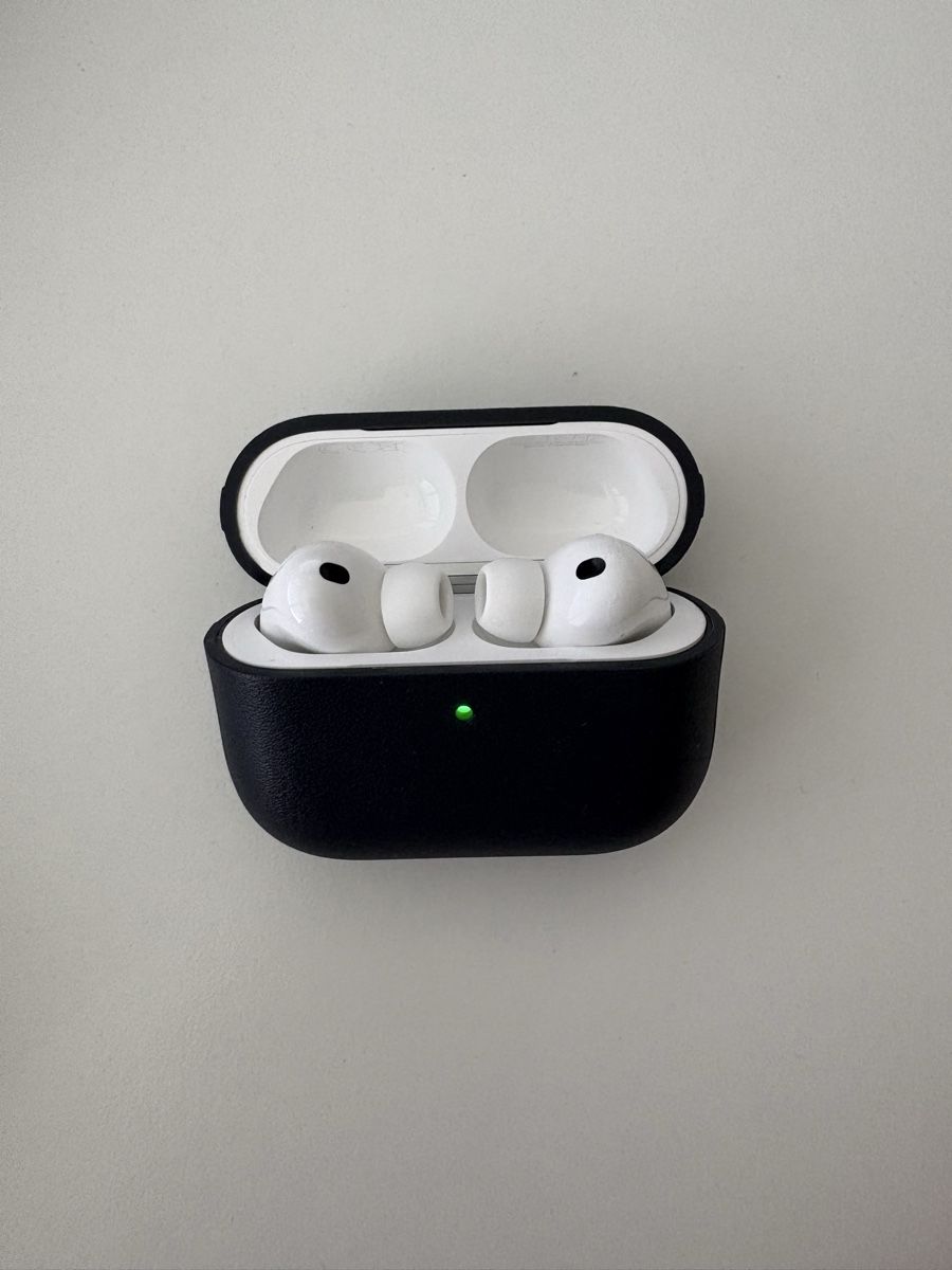 Apple Cuffie: Apple AirPods Pro 3, Zubehoer, Kauf Mai 26 – Usato da Arth venduto da soe_qk2r 4