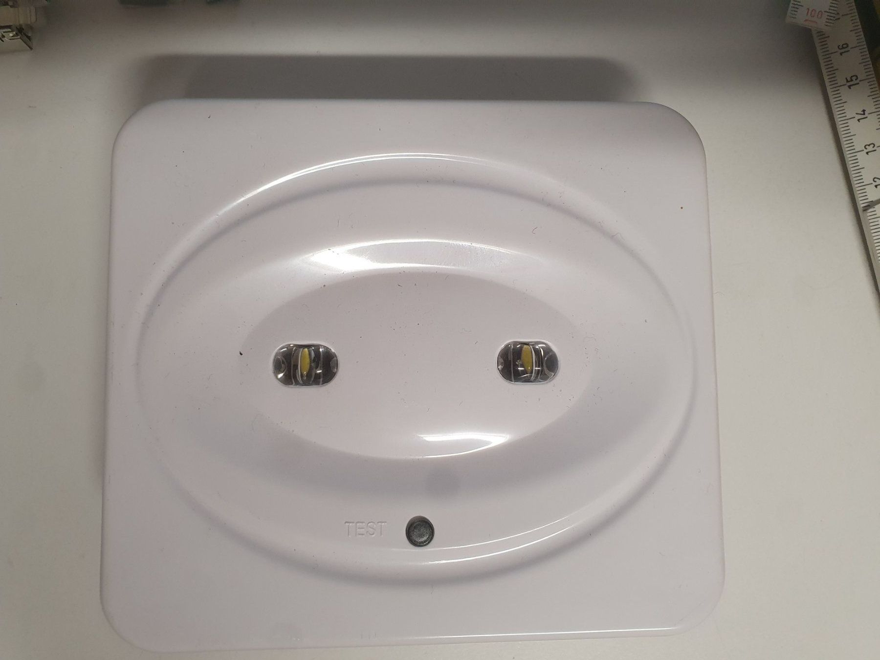 Lampade: Sicherheitsleuchte MICRO AP Not LED OHNE Batterie/AK – Usato da Zürich venduto da Alibaba1234 1