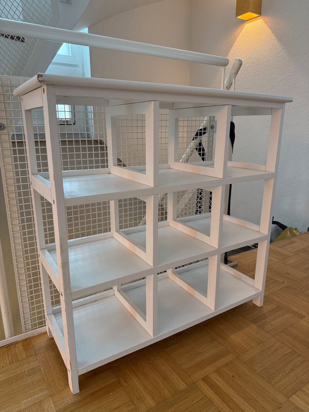 Scaffali: Regal weiss mit neun Fächern - Shabby chic – Usato da Belp venduto da Lulanis