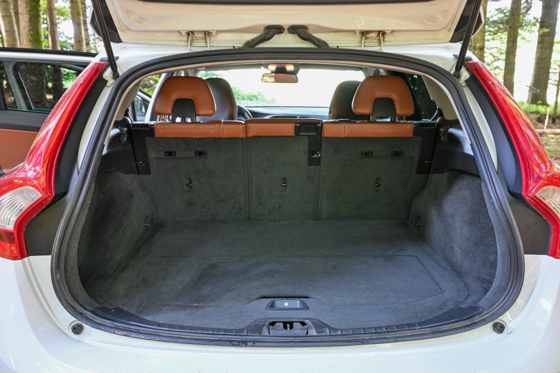 Volvo Autos: Volvo V60 D3 – D'occasion à Auswil par jon_hb9z 6