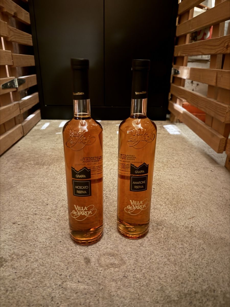 Bevande alcoliche: Duo Grappa Villa de Varda Moscato Riserva & Amarone Riserva – Nuovo e nell'imballaggio originale da Sierre venduto da Patoche19 3